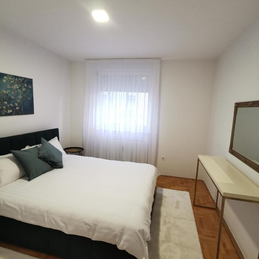 Family Apartment トゥズラ エクステリア 写真