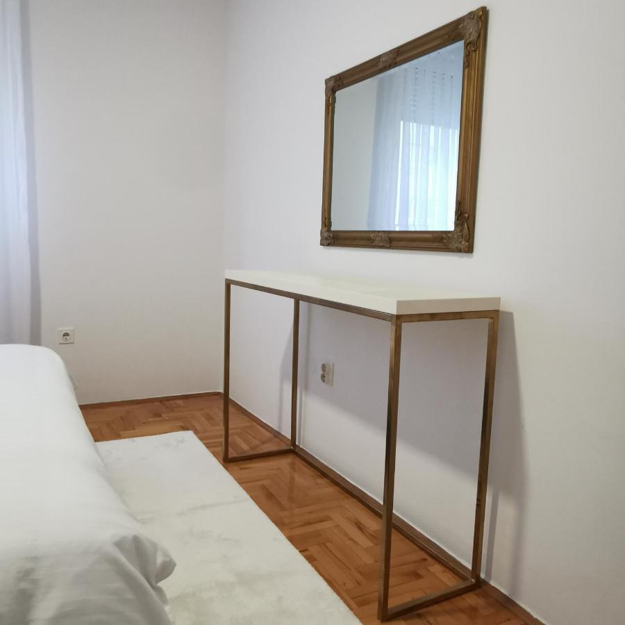 Family Apartment トゥズラ エクステリア 写真